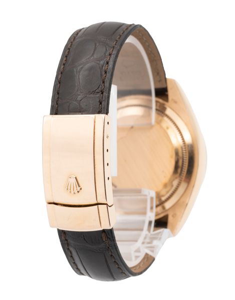 Rolex Sky-Dweller 326135